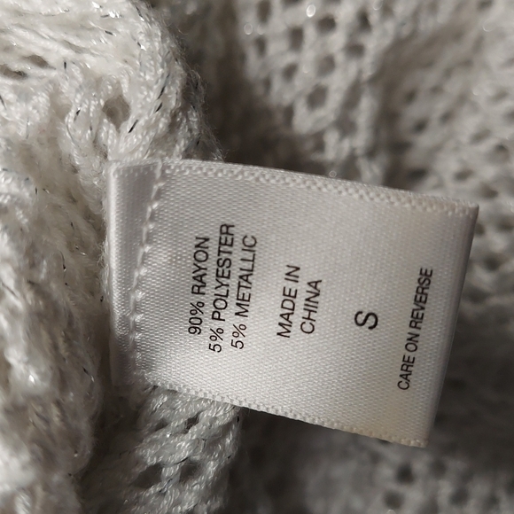 New York & Company Fishnet Top Size S - Picture 3 of 6